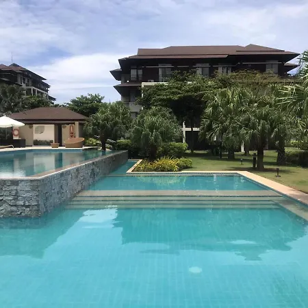 Sea Breeze Verandas At Anvaya Cove Penthouse Unit With Complete Sea View Morong  Exterior photo