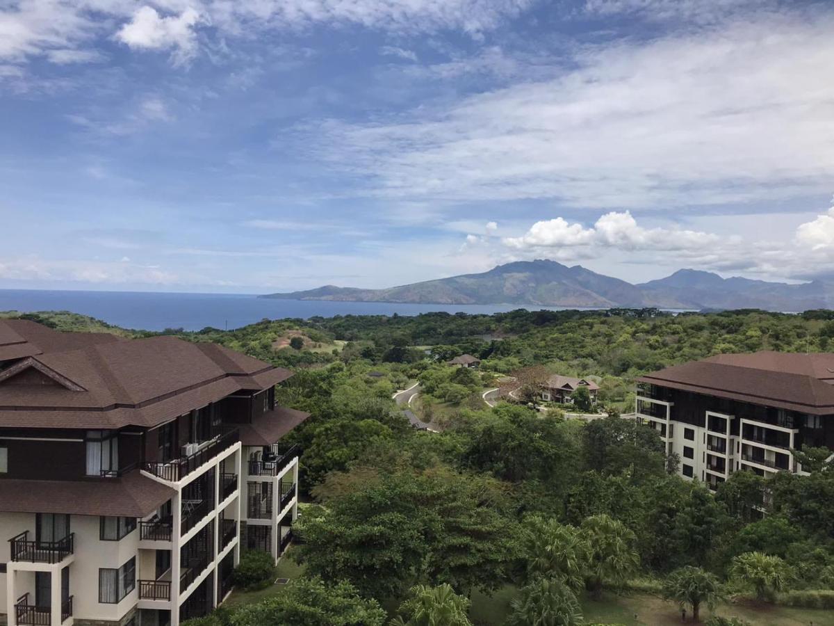 Apartment Sea Breeze Verandas At Anvaya Cove Penthouse Unit With Complete Sea View Morong (Bataan)