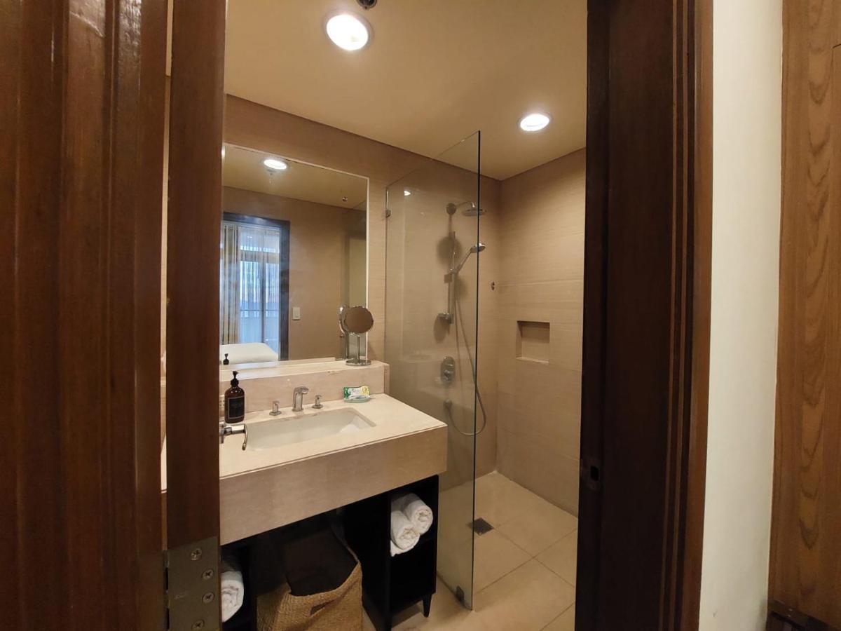 Apartment Sea Breeze Verandas At Anvaya Cove Penthouse Unit With Complete Sea View *